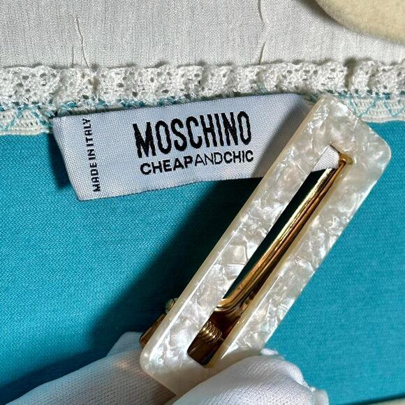 Moschino “Rush Hour in Venice” Light Blue Crochet Detailed Tee - Size Small - Picture 6 of 8